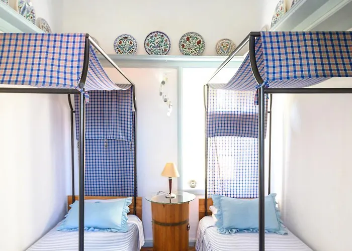 Melograno * Chalki Town